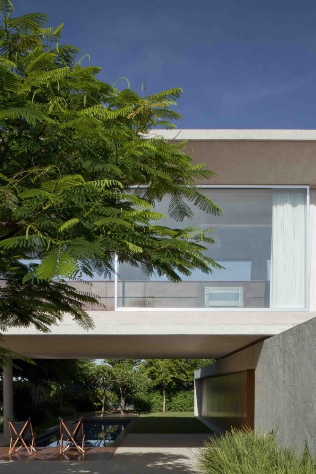 Osler House by Studio MK27 in Brasilia, Brazil