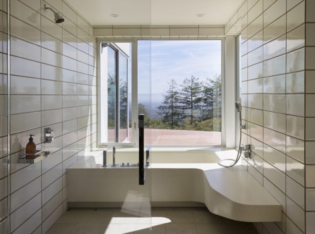 Shou Sugi Ban House by Schwartz and Architecture in Los Gatos, California