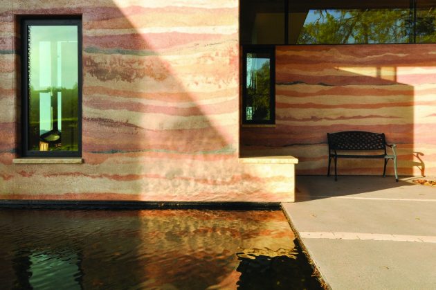 Yorkville Residence by Alan Nicholson Design Studio in Yorkville, California