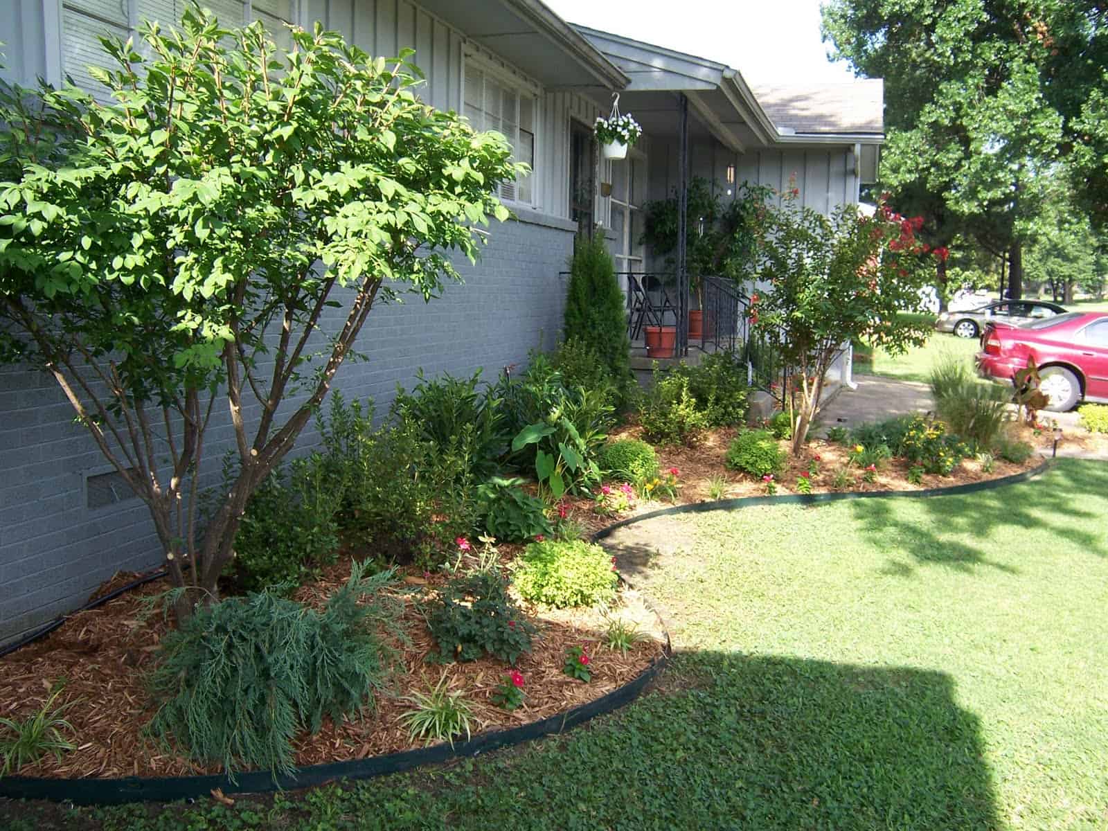 17 Outstanding Small Garden Designs That Will Delight You 17 Outstanding Small Garden Designs That Will Delight You