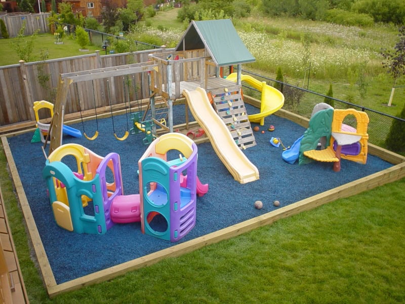 17 Fascinating Garden Playgrounds To Surprise Your Children