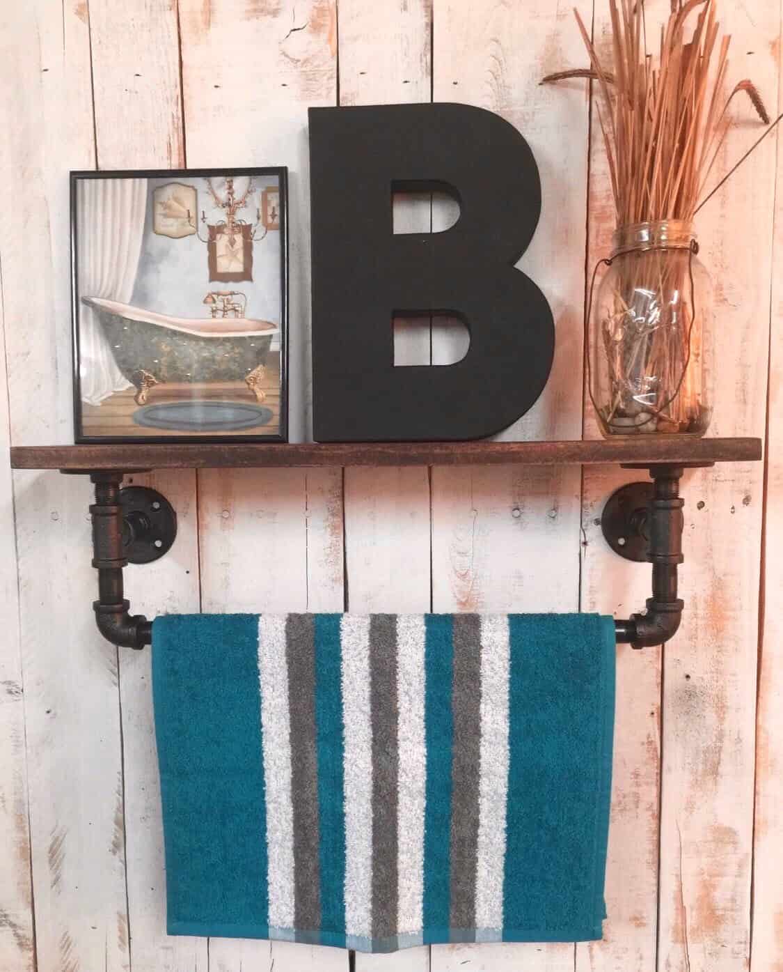 15 Amazing Handmade Rustic Towel Rack Designs For Your Bathroom