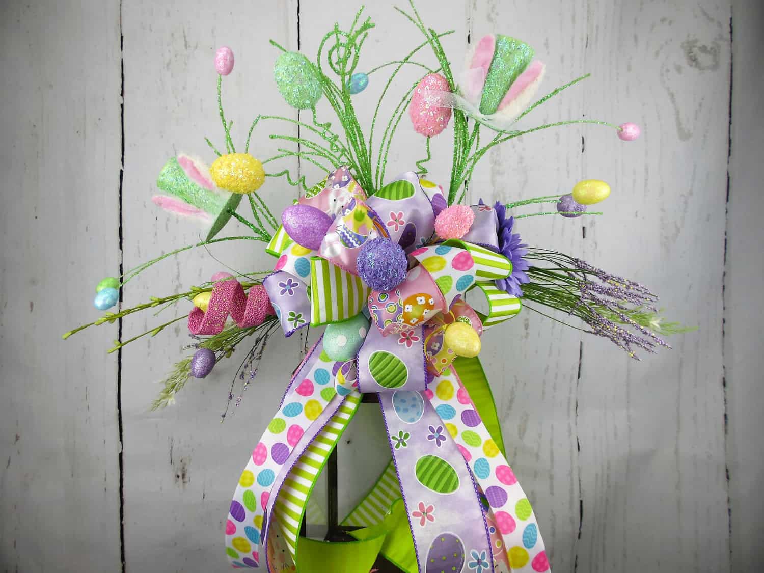 Easter Egg Centerpiece Easter Egg Centerpiece