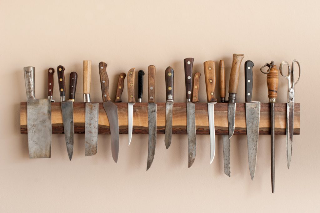 kitchen knife wall display