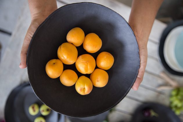 16 Stunning Handmade Fruit Bowl Designs For Spring Table Decor