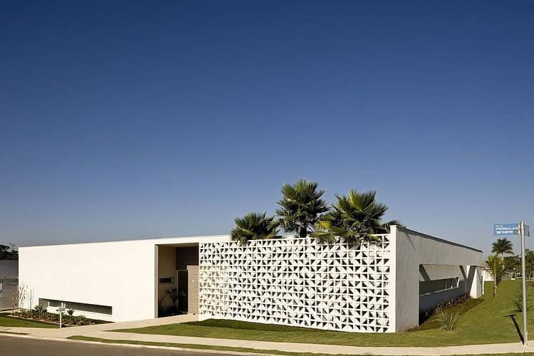 Casa do Pátio / Leo Romano / Brazil Casa do Pátio / Leo Romano / Brazil