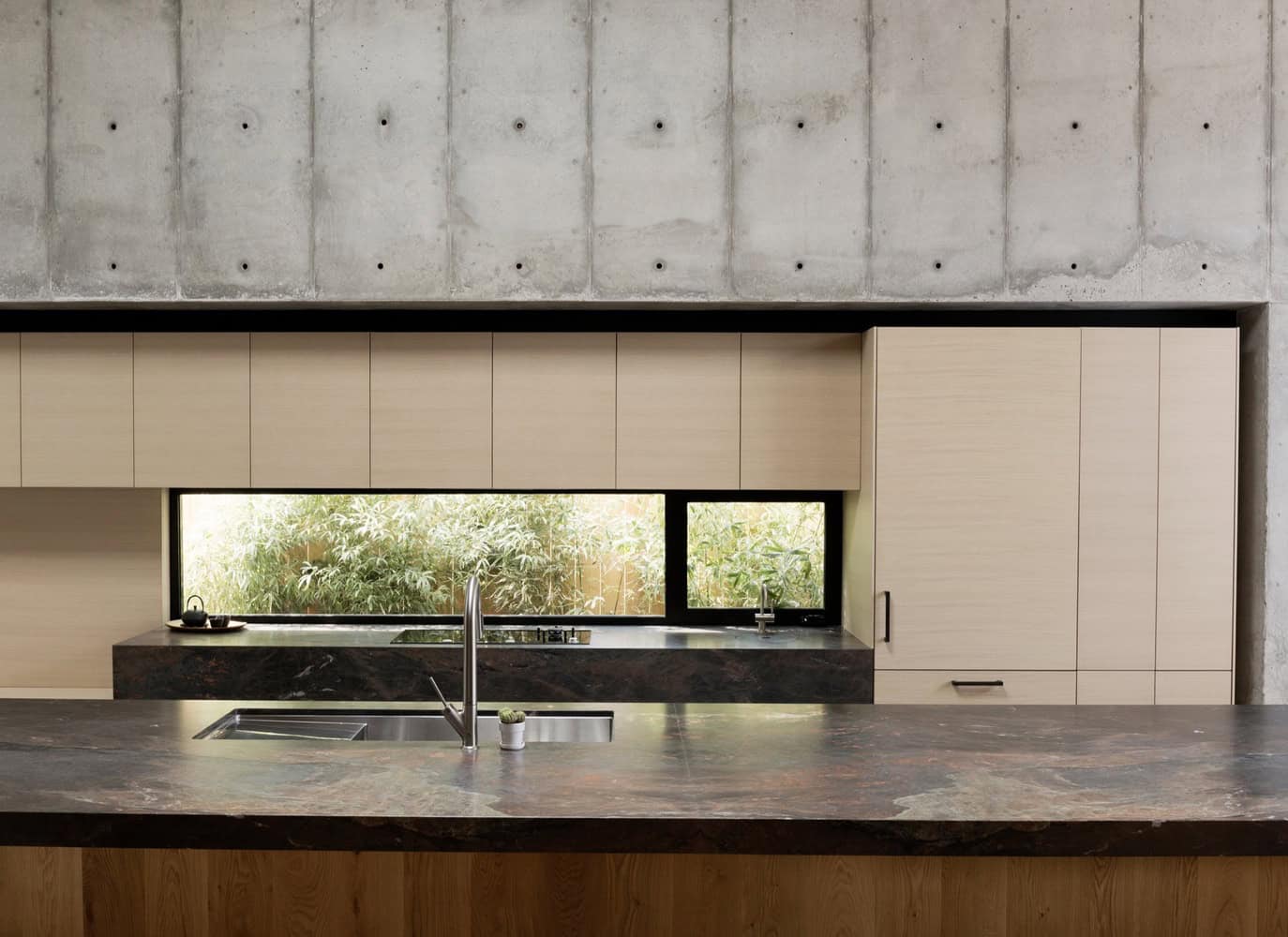 Concrete Box House by Robertson Design in Houston, Texas Concrete Box House by Robertson Design in Houston, Texas