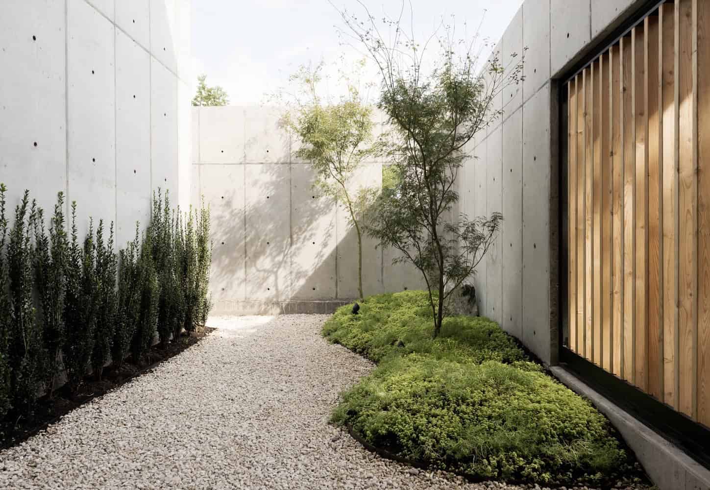 Concrete Box House by Robertson Design in Houston, Texas Concrete Box House by Robertson Design in Houston, Texas