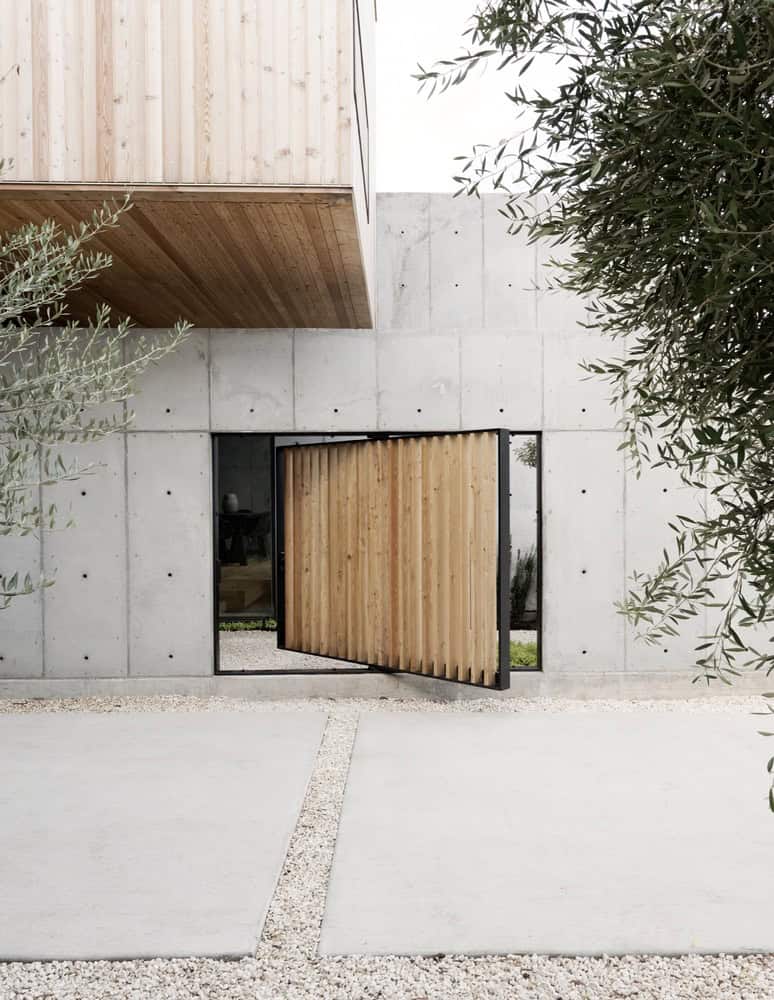 Concrete Box House by Robertson Design in Houston, Texas Concrete Box House by Robertson Design in Houston, Texas