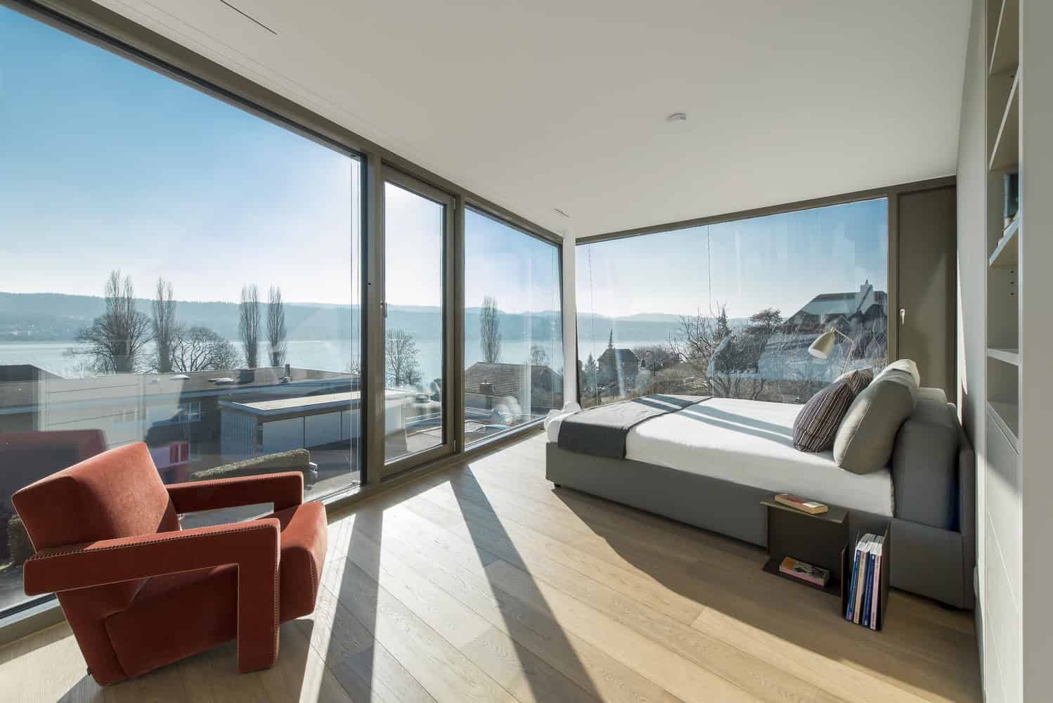 Flexhouse by Evolution Design in Meilen, Switzerland