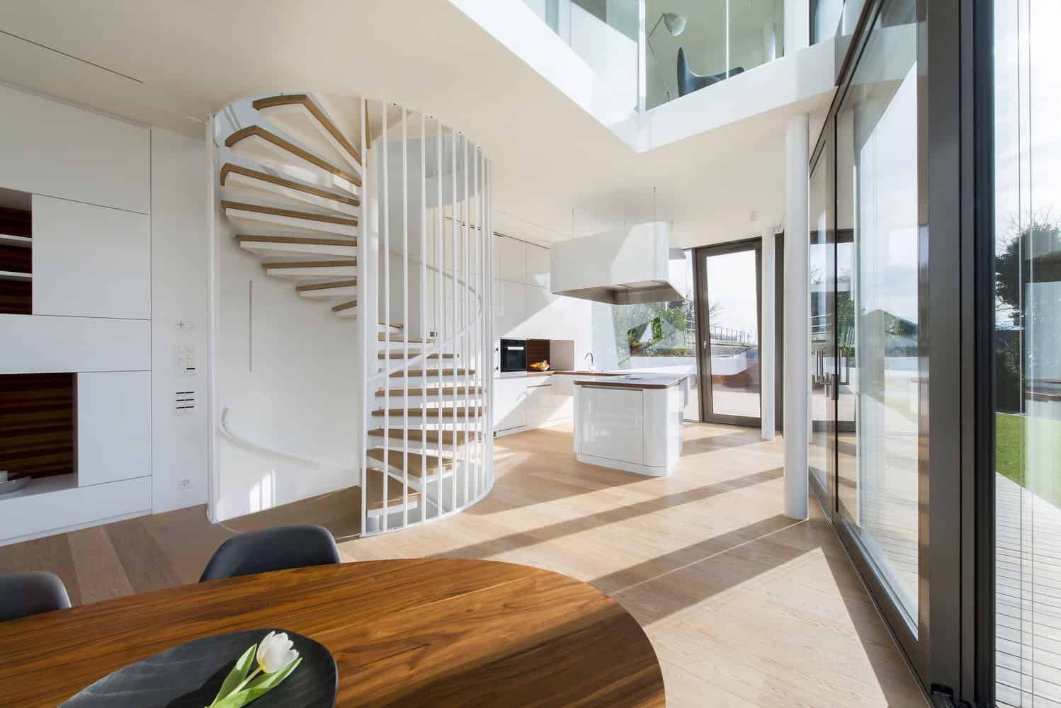 Flexhouse by Evolution Design in Meilen, Switzerland Flexhouse by Evolution Design in Meilen, Switzerland