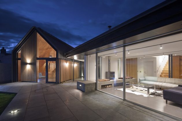 House in Elie by WT Architecture in Fife, Scotland