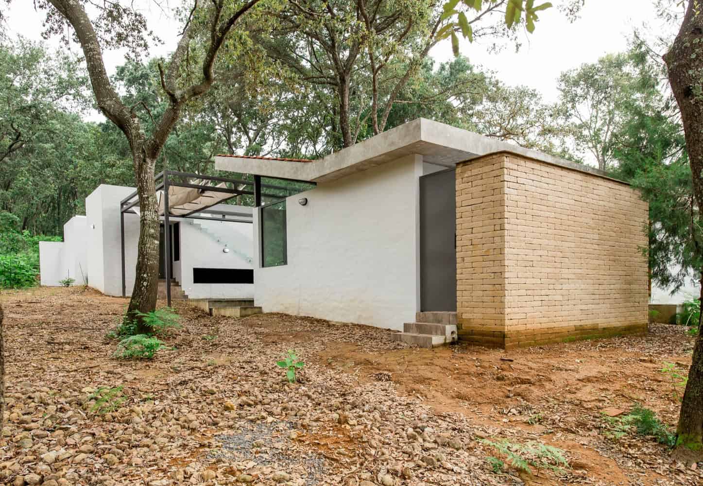 House in the Woods by COCCO Arquitectos in Jalisco, Mexico
