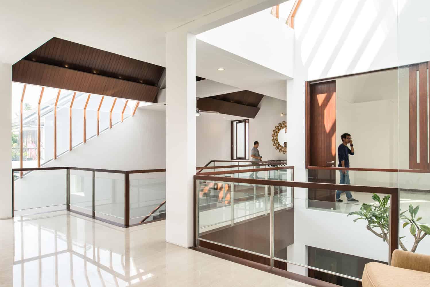 Spouse House by Parametr Architecture in Jakarta, Indonesia Spouse House by Parametr Architecture in Jakarta, Indonesia