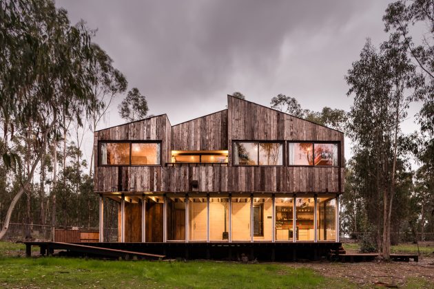 Tunquen House by DX Arquitectos in Algarrobo, Chile