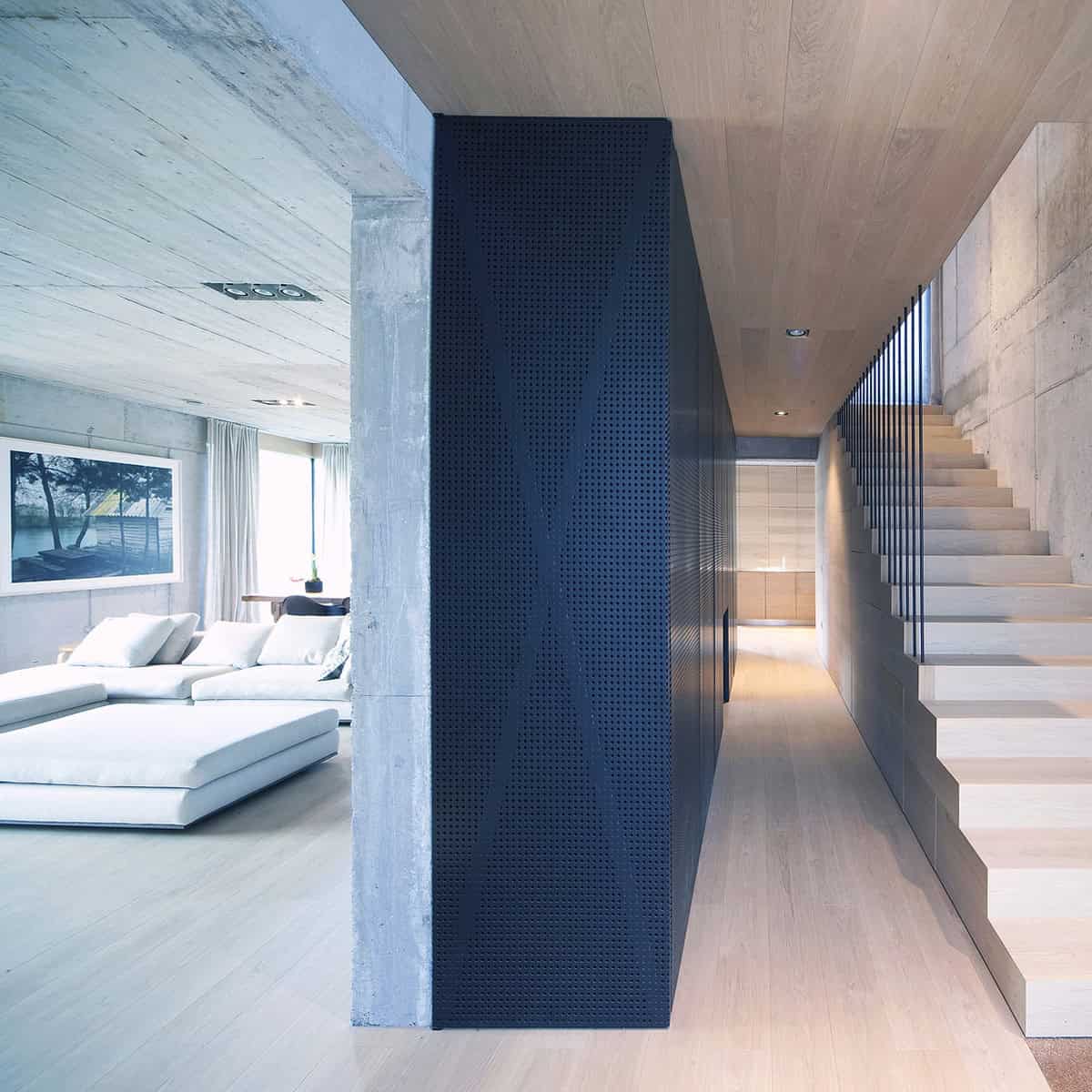 Villa Criss-Cross Envelope by OFIS Architects in Ljubljana, Slovenia Villa Criss-Cross Envelope by OFIS Architects in Ljubljana, Slovenia