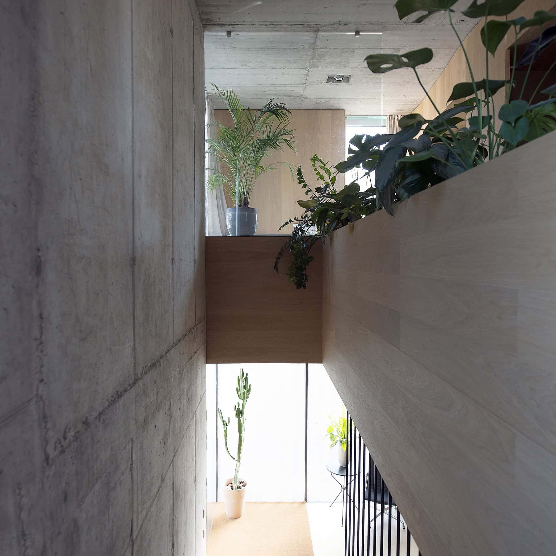 Villa Criss-Cross Envelope by OFIS Architects in Ljubljana, Slovenia Villa Criss-Cross Envelope by OFIS Architects in Ljubljana, Slovenia