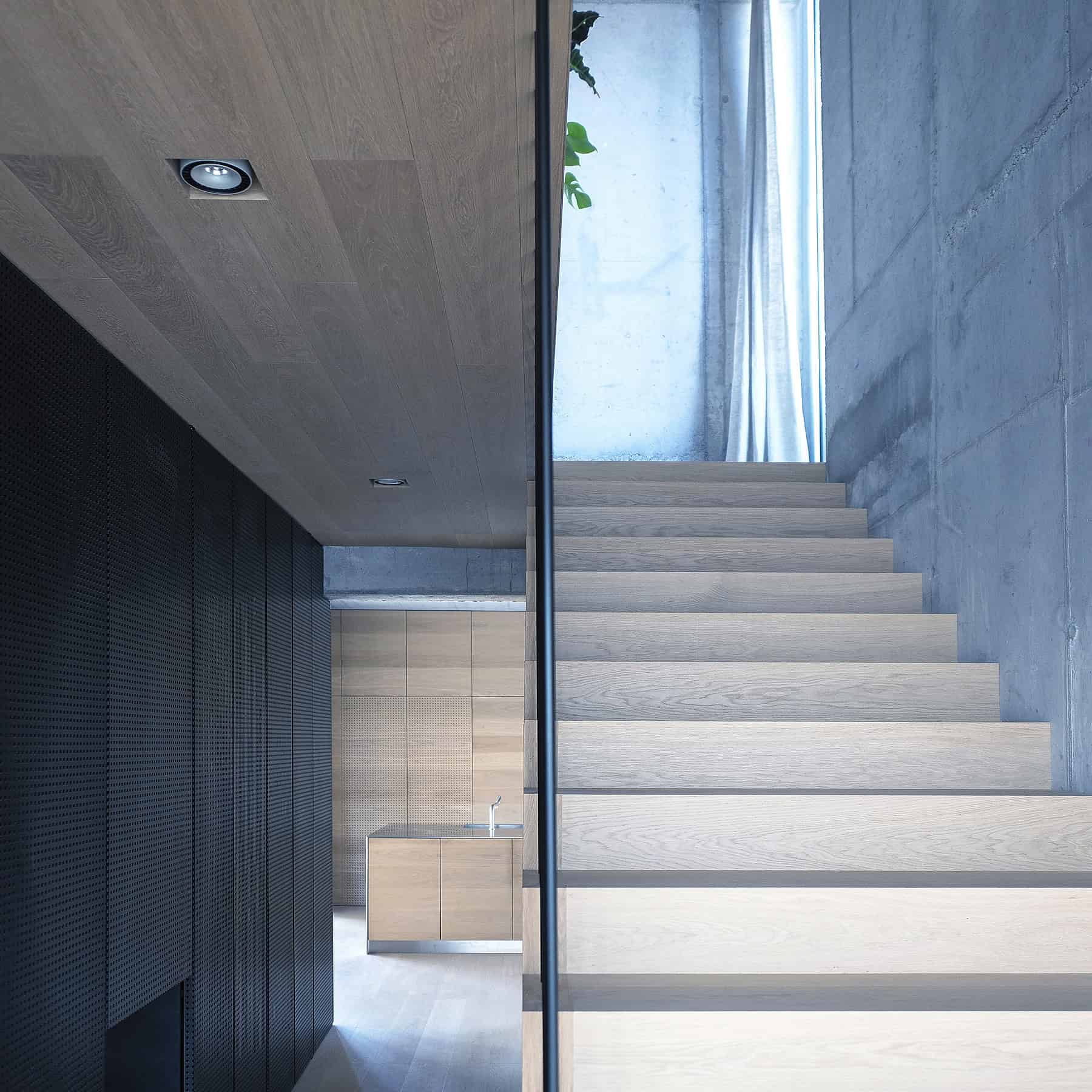 Villa Criss-Cross Envelope by OFIS Architects in Ljubljana, Slovenia Villa Criss-Cross Envelope by OFIS Architects in Ljubljana, Slovenia