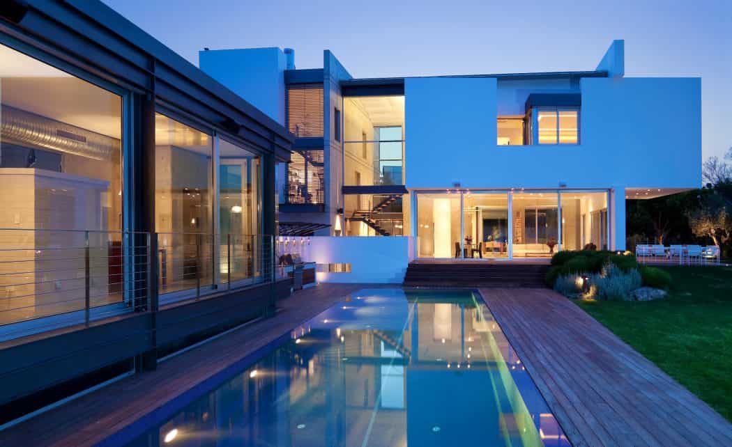 Villa in Ramat Gan by Dror Barda in Israel