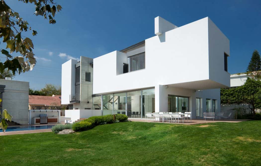 Villa in Ramat Gan by Dror Barda in Israel Villa in Ramat Gan by Dror Barda in Israel