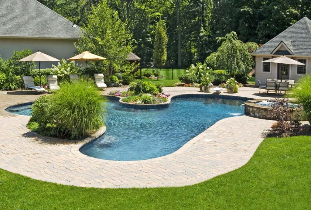 17 Delightful Ideas For Designing Backyard Swimming Pool 17 Delightful Ideas For Designing Backyard Swimming Pool