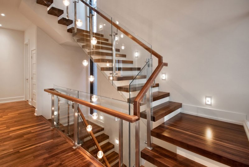 10 Fascinating Wood & Glass Staircase Designs For Elegant Home 10 Fascinating Wood & Glass Staircase Designs For Elegant Home