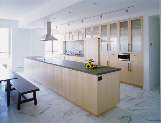 15 Delightful Kitchen Designs With Marble Flooring For Luxurious Look