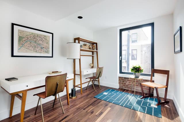 533 Leonard 533 Leonard