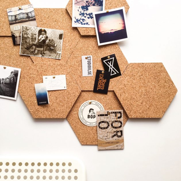 15 Practical Handmade Message Board Designs That Will Keep You Organized
