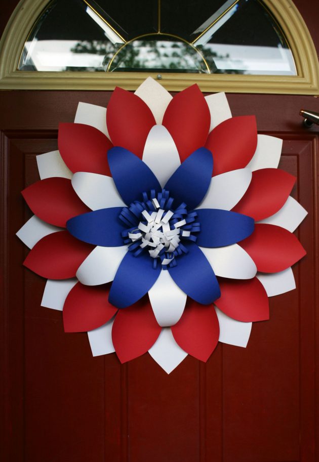 16 Patriotic Handmade Wreath Designs For 4th of July