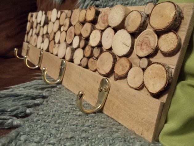 16 Rustic Handmade Pallet Wood Storage Solutions