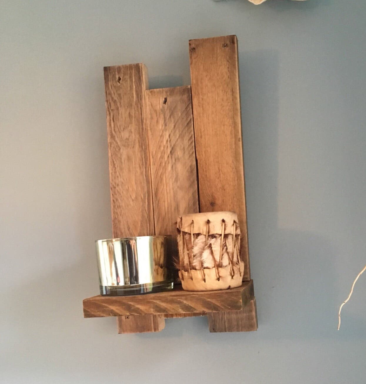 Handmade pallet shelf Handmade pallet shelf