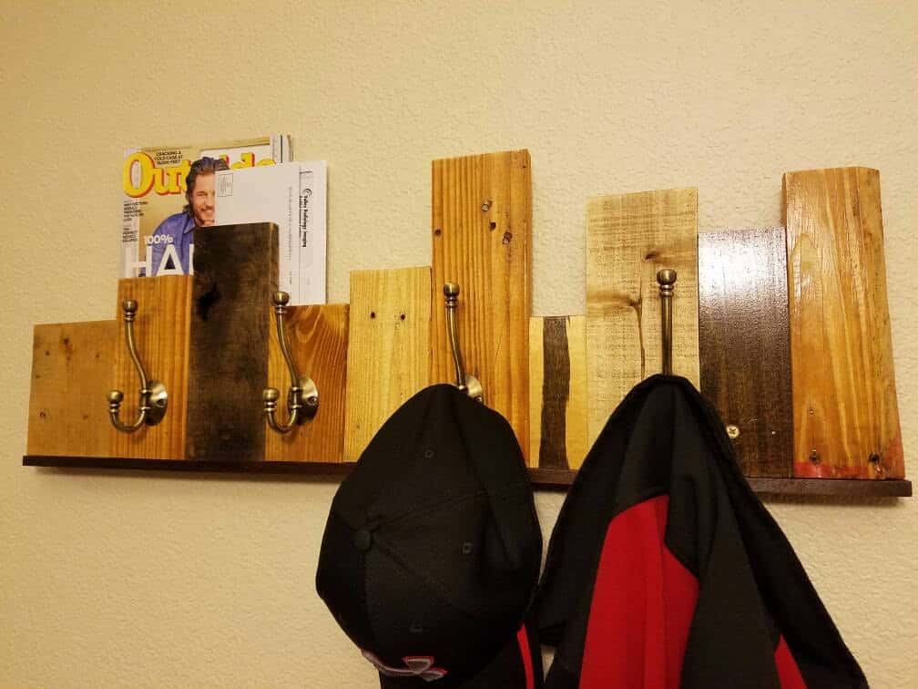 Reclaimed Pallet Wall Coat Rack Reclaimed Pallet Wall Coat Rack