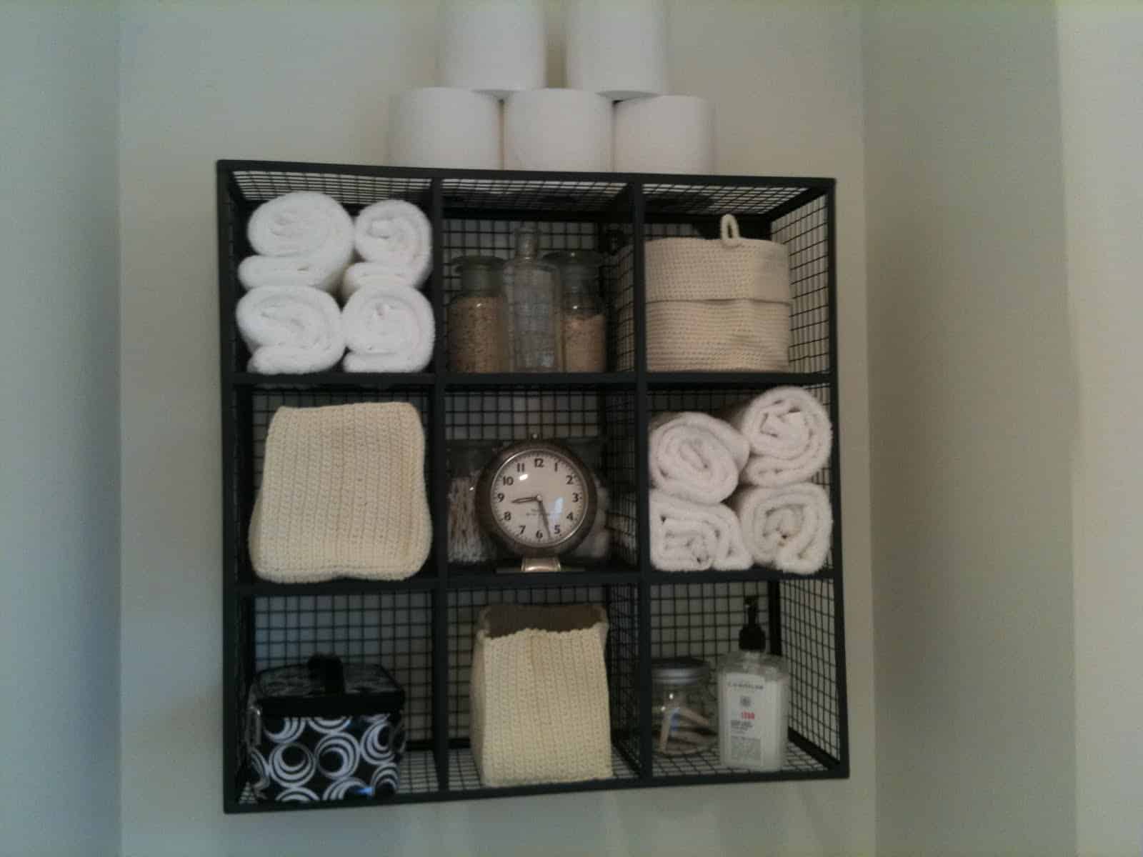 18 DIY Towel Storage Ideas To Easily Organize The Bathroom 18 DIY Towel Storage Ideas To Easily Organize The Bathroom