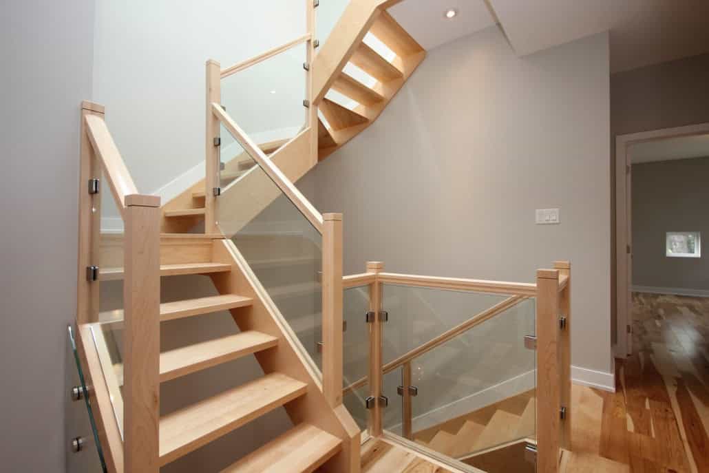 10 Fascinating Wood & Glass Staircase Designs For Elegant Home 10 Fascinating Wood & Glass Staircase Designs For Elegant Home