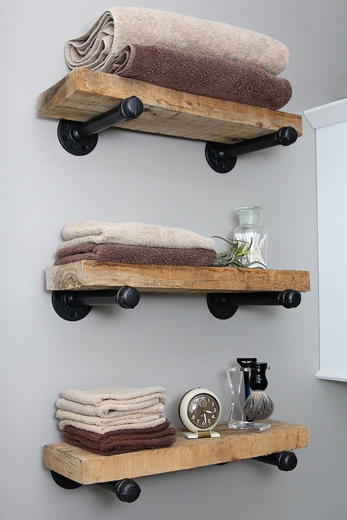 18 DIY Towel Storage Ideas To Easily Organize The Bathroom 18 DIY Towel Storage Ideas To Easily Organize The Bathroom