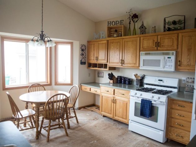 17 Fascinating Big Ideas For Decorating Super Small Kitchens
