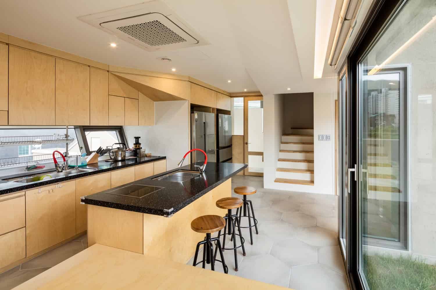 Busan Times / Moon Hoon / South Korea Busan Times / Moon Hoon / South Korea