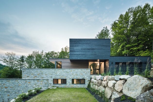 Estrade Residence by MU Architecture in Quebec, Canada