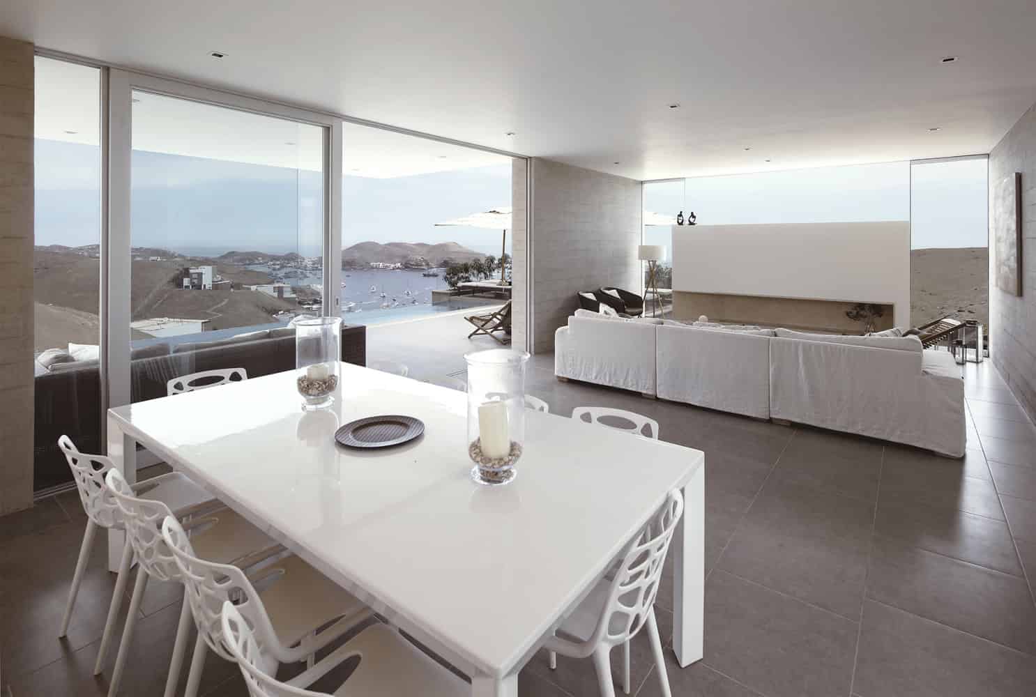 Poseidon House by Domenack Arquitectos in Lima, Peru Poseidon House by Domenack Arquitectos in Lima, Peru