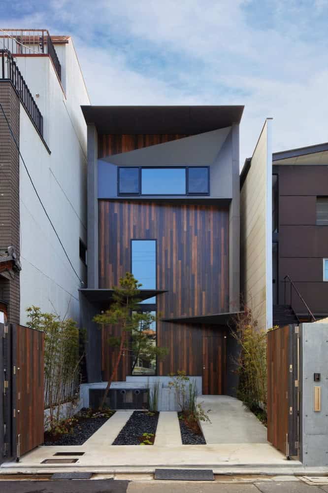 Riverside Villa by Atelier Boronski in Kyoto, Japan Riverside Villa by Atelier Boronski in Kyoto, Japan