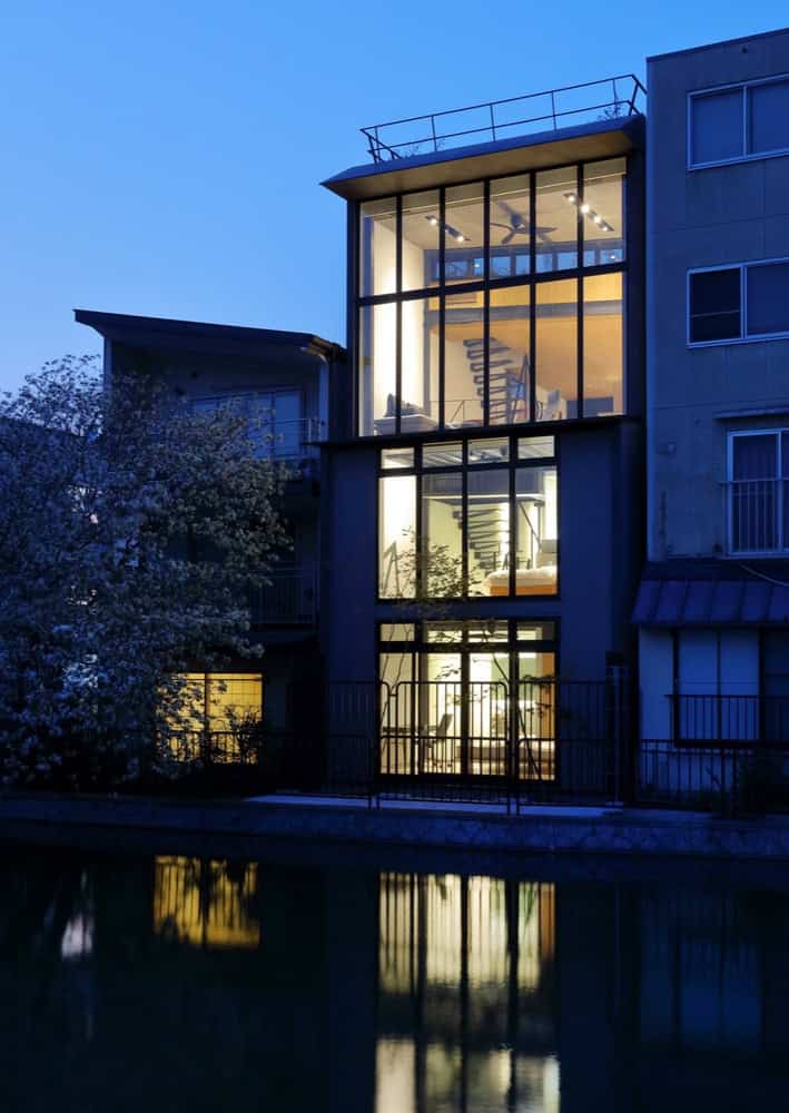 Riverside Villa by Atelier Boronski in Kyoto, Japan Riverside Villa by Atelier Boronski in Kyoto, Japan