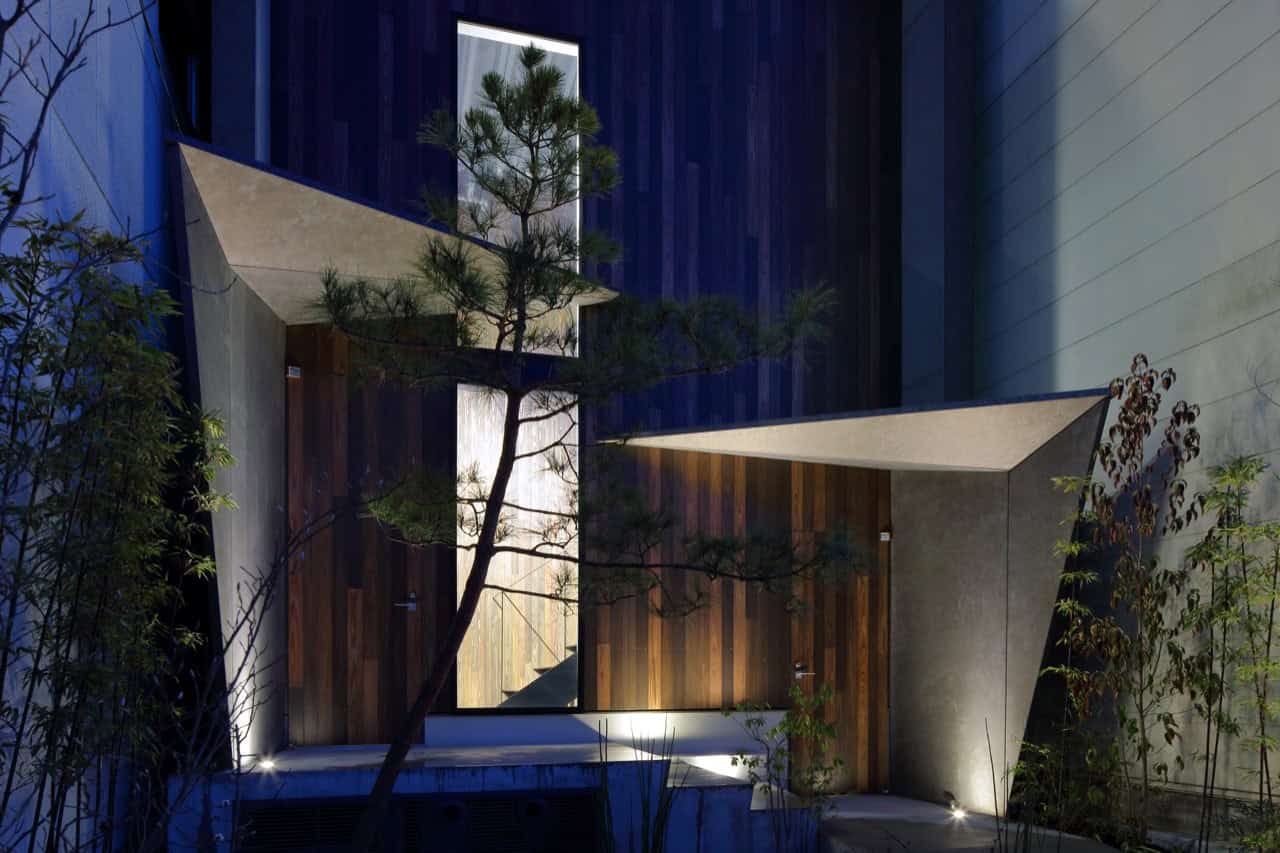 Riverside Villa by Atelier Boronski in Kyoto, Japan Riverside Villa by Atelier Boronski in Kyoto, Japan