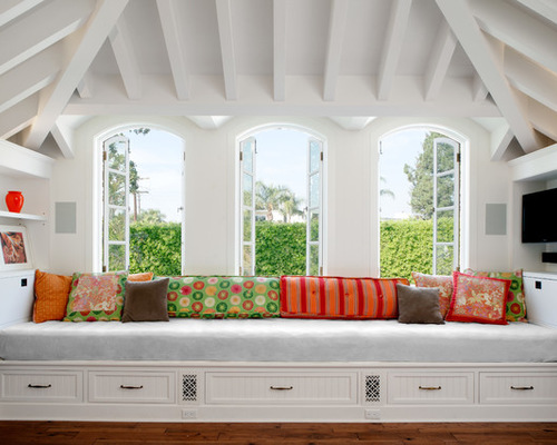 8 Dreamy Window Seats to Lounge the Day Away