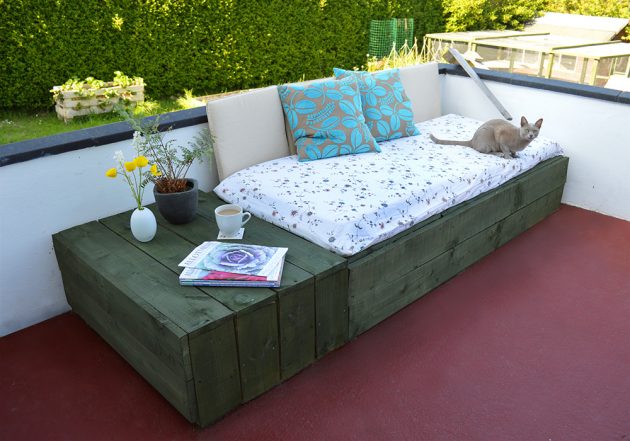 17 Fascinating DIY Seating Elements To Enhance Your Outdoor Space