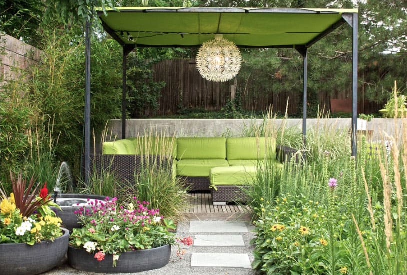 18 Outstanding Small Yard Designs That Are Worth Seeing