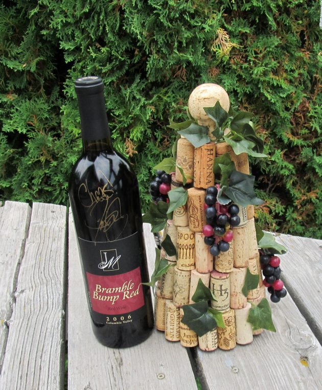 15 Genius Handmade Wine Cork Craft Ideas You Can DIY In No Time