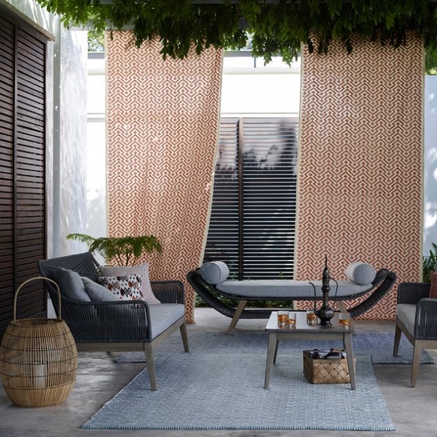 15 Outstanding Contemporary Porch Designs For Your New Courtyard