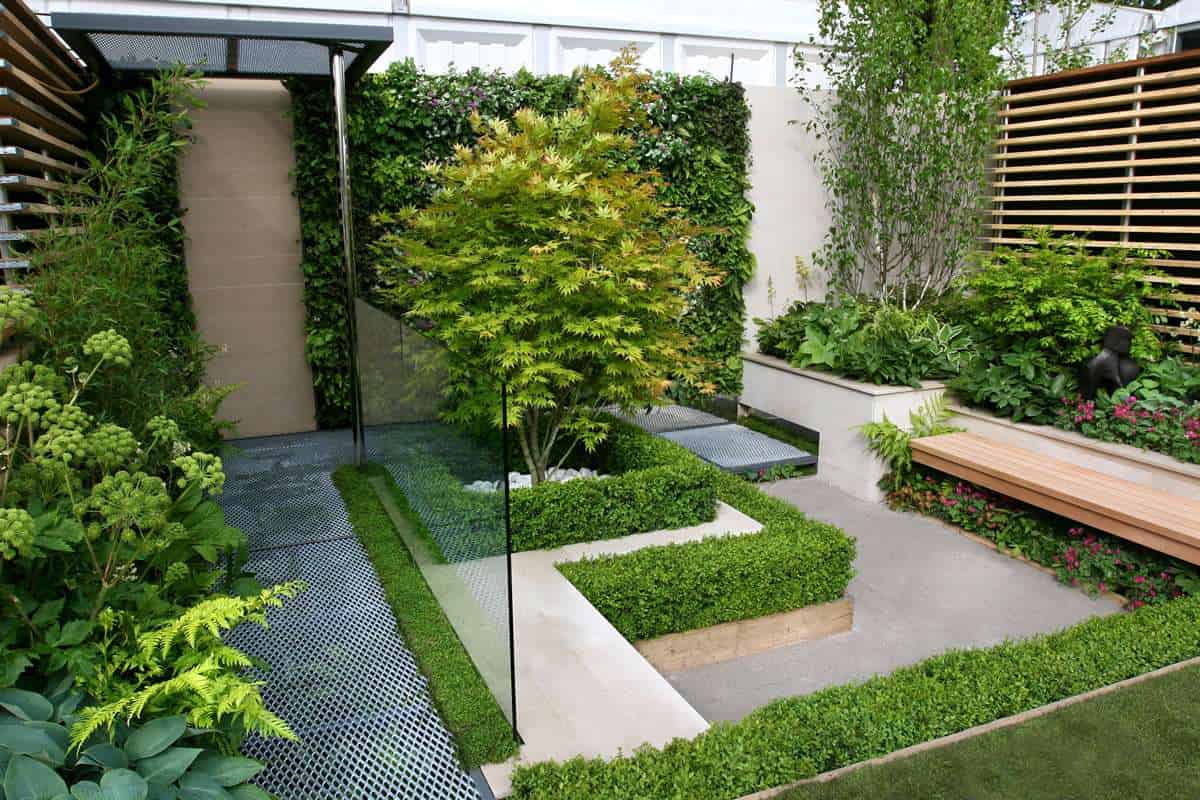 18 Outstanding Small Yard Designs That Are Worth Seeing
