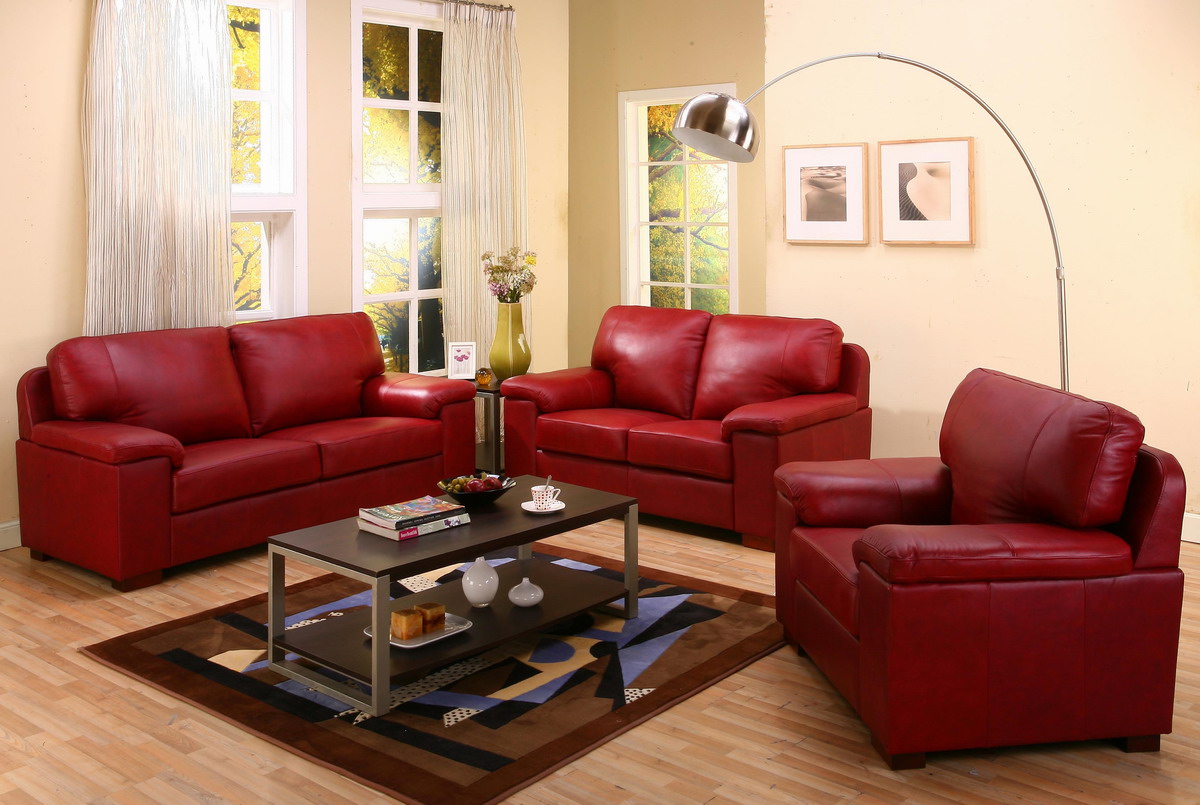 Before Ing Leather Furniture, How To Decorate With Red Leather Furniture